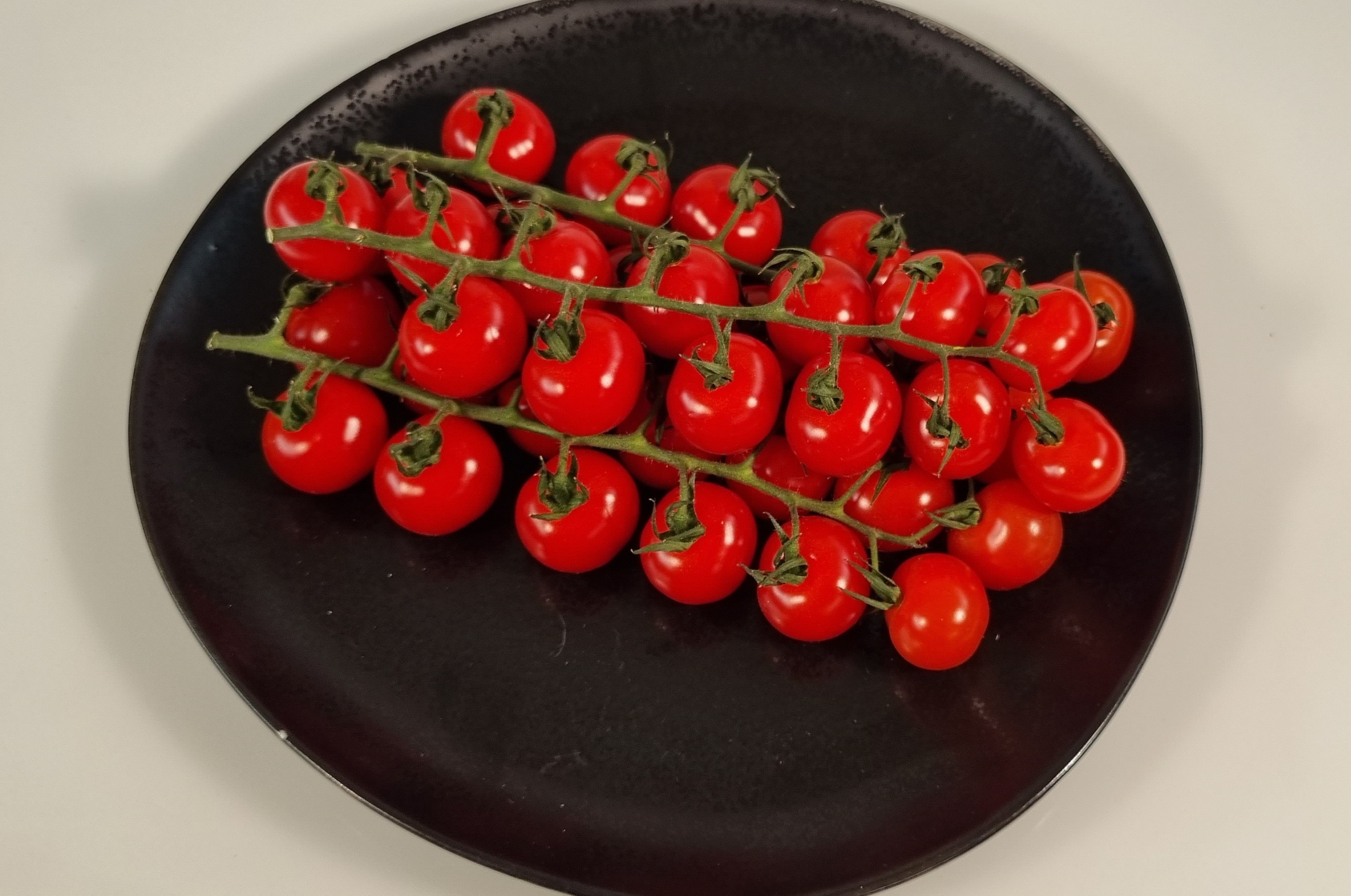 Tros cherry tomaatjes fijn amor amuse p. kilo